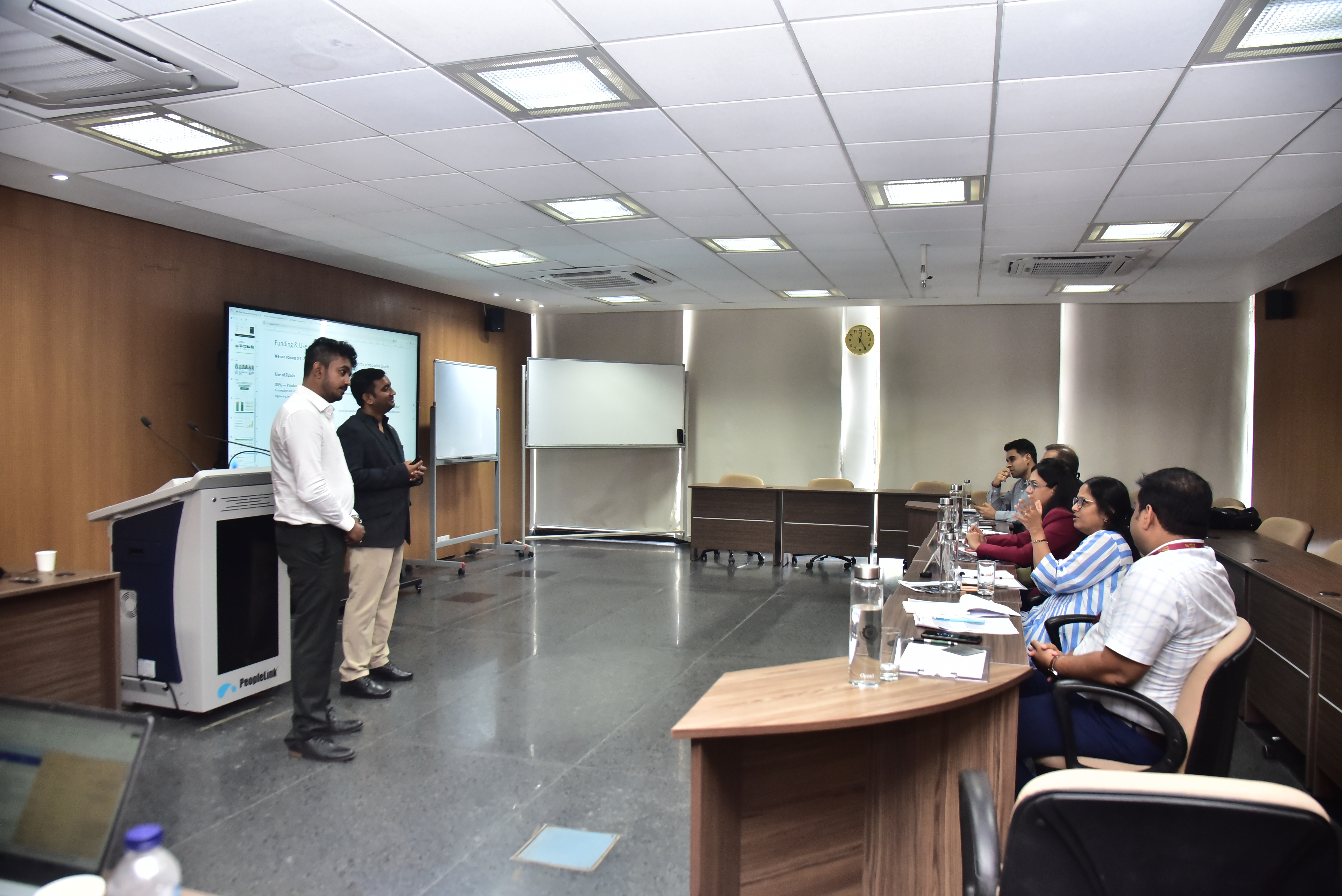 Flora Carbon AI pitch session at IIM Calcutta Innovation Park